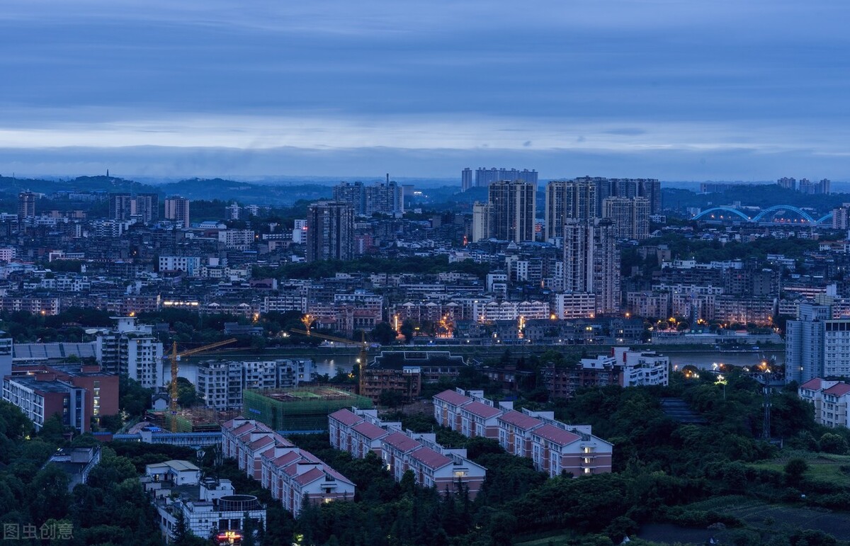 四川(chuān)5個地級中(zhōng)等城(chéng)市将(jiāng)晉升為大(dà)城市，未來(lái)15年大(dà)城市數量達11個